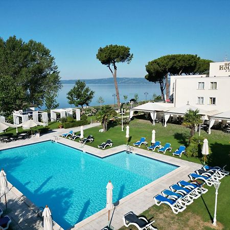 Hotel Holiday Sul Lago Bolsena Luaran gambar